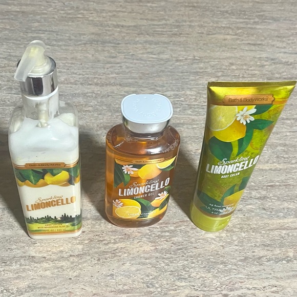 Bath & Body Works Discontinued Sparkling Limoncello Bath & Body Set